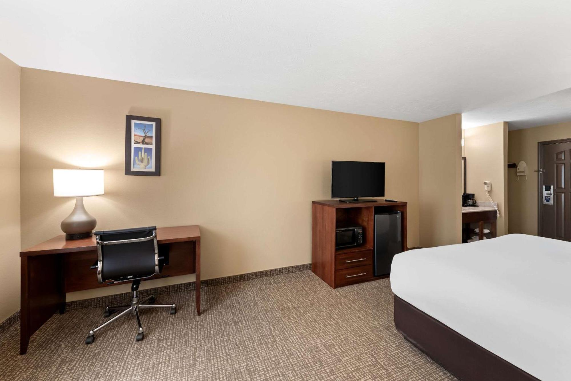 Comfort Inn & Suites El Centro I-8 Exterior photo