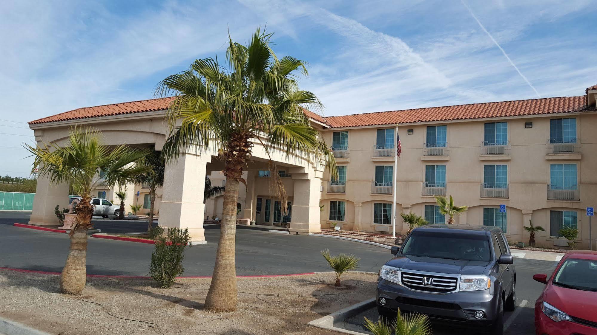Comfort Inn & Suites El Centro I-8 Exterior photo